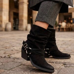 Milena | Botas de Gamuza con Estribo - Brandy Shoes