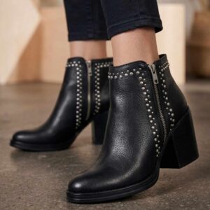 Ruby | Botinetas de Cuero - Brandy Shoes