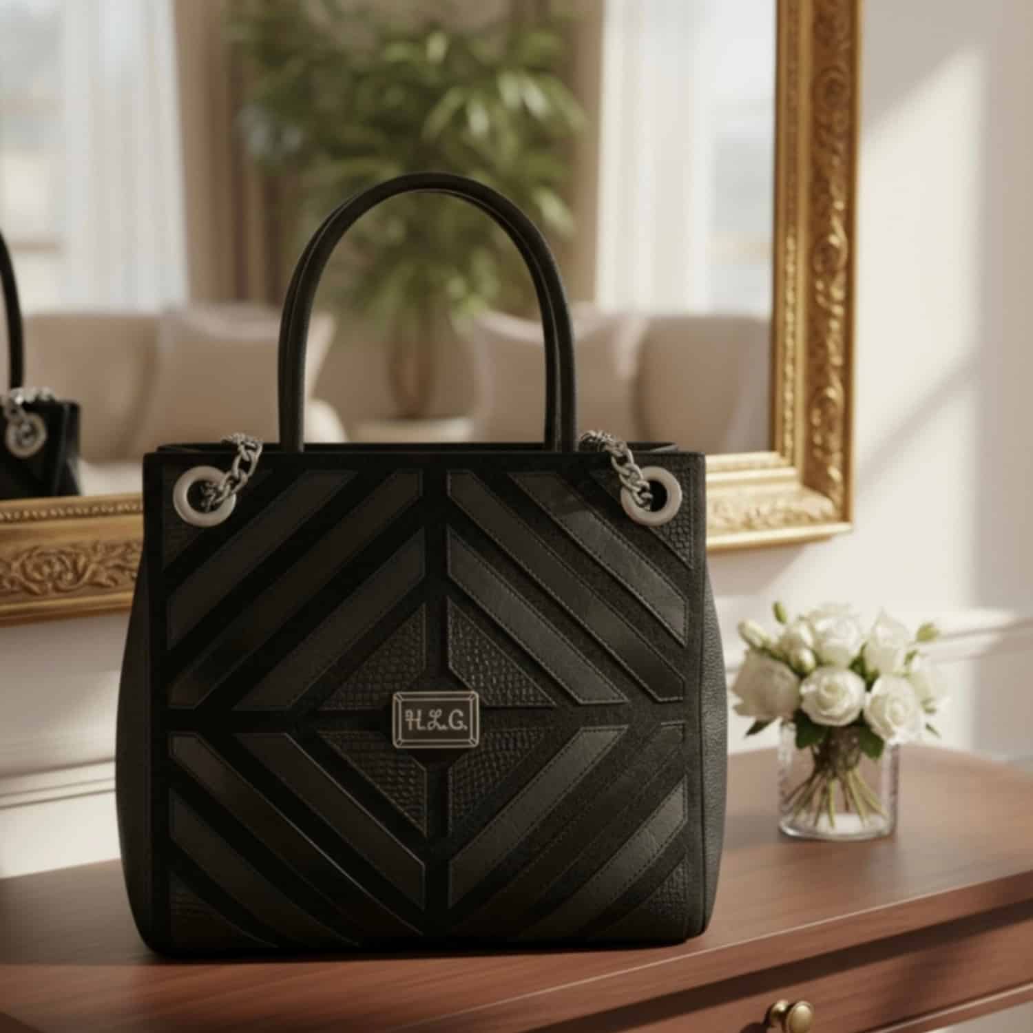 Begonia | Bolso de Cuero con Cadenas - Brandy Shoes