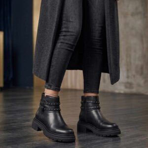 Liveri | Botinetas de Cuero con Tachas - Brandy Shoes