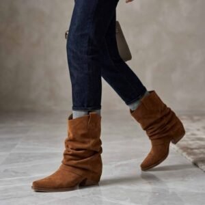 Shara | Botas de Gamuza Antideslizantes - Brandy Shoes